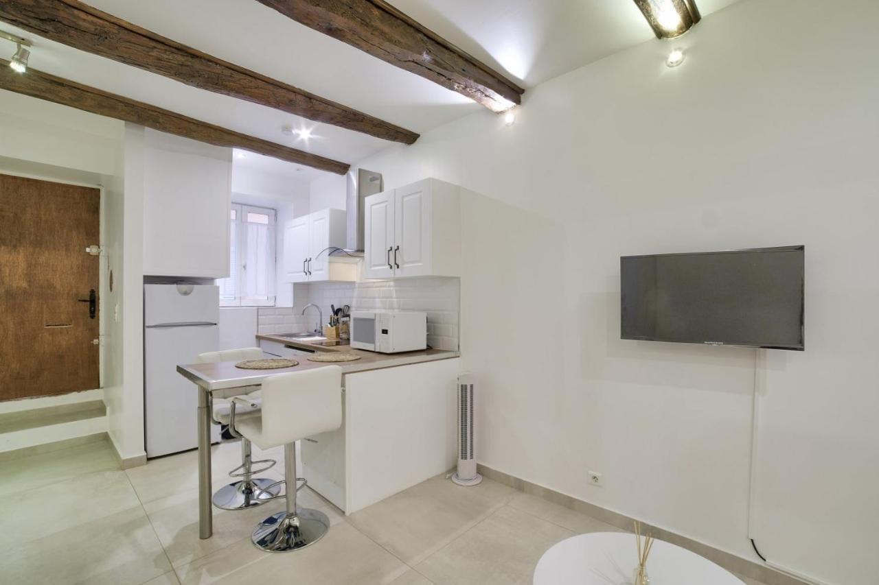 Apartment Superb Flat Near The In Antibes