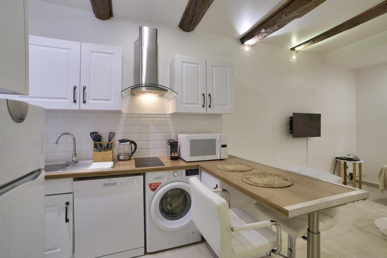 Superb Flat Near The In Apartment Antibes